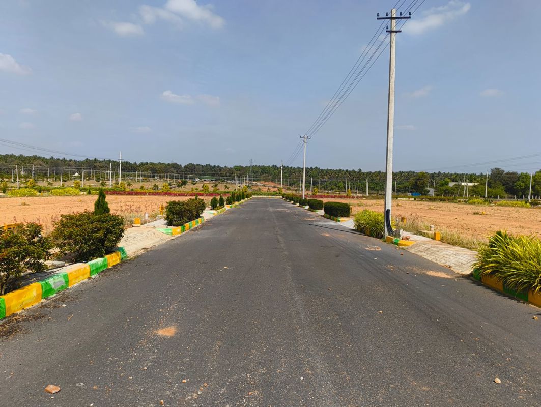 Plot For Sale in Channarayapatna