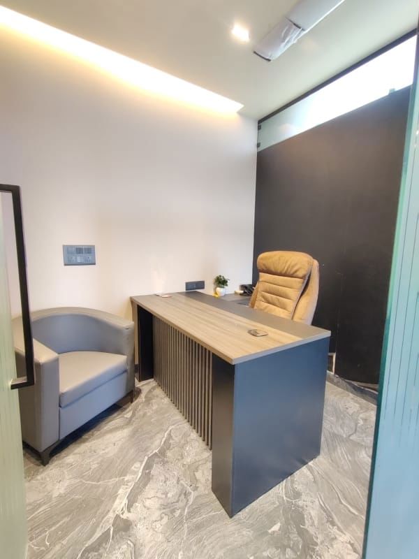Office Space For Rent in Sector 18