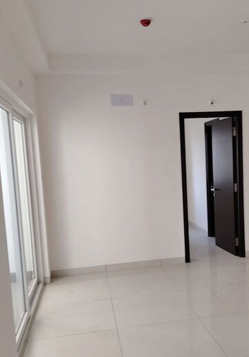 Room in 2 BHK Apartment at Aparna Zenon, Puppalaguda – for Sale