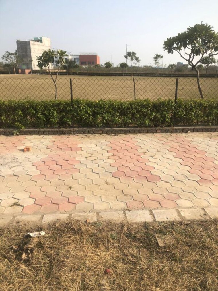 undefined, wave-city  239 Sq.Yd. Plot In Wave City Ghaziabad 9953380