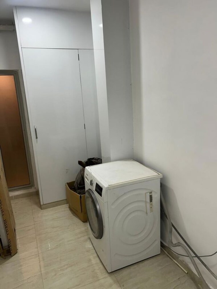 Bathroom, hiranandani-atlantis 2 Bedroom 771 Sq.Ft. Apartment In Powai Mumbai 9953404