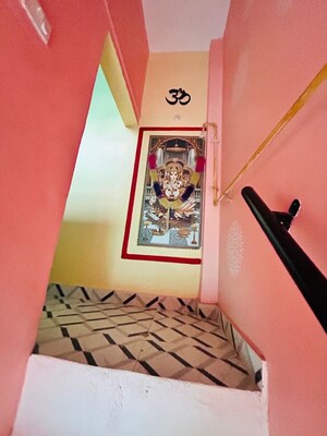 Furnished Amenities in 5 BHK Independent House at Eldeco Udyan II, Raebareli Road – for Sale