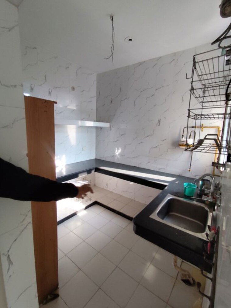 Kitchen, sector 46 3 Bedroom 1420 Sq.Ft. Builder Floor In Sector 46 Noida 9953376