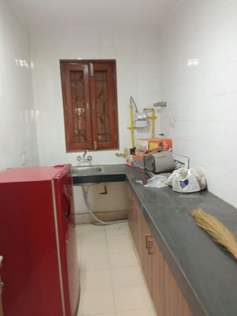 Kitchen, vasant kunj 3 Bedroom 1842 Sq.Ft. Builder Floor In Vasant Kunj Delhi 9953421