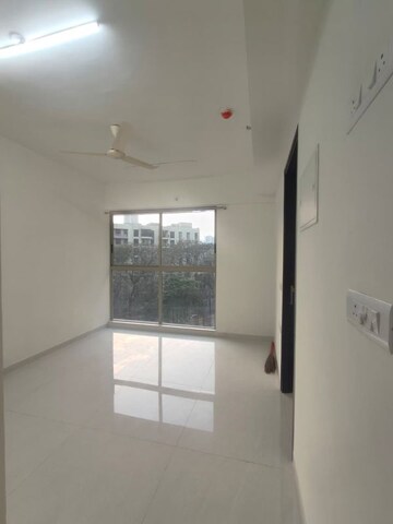 2 BHK Apartment For Rent in Lodha Crown Quality Homes, Majiwada