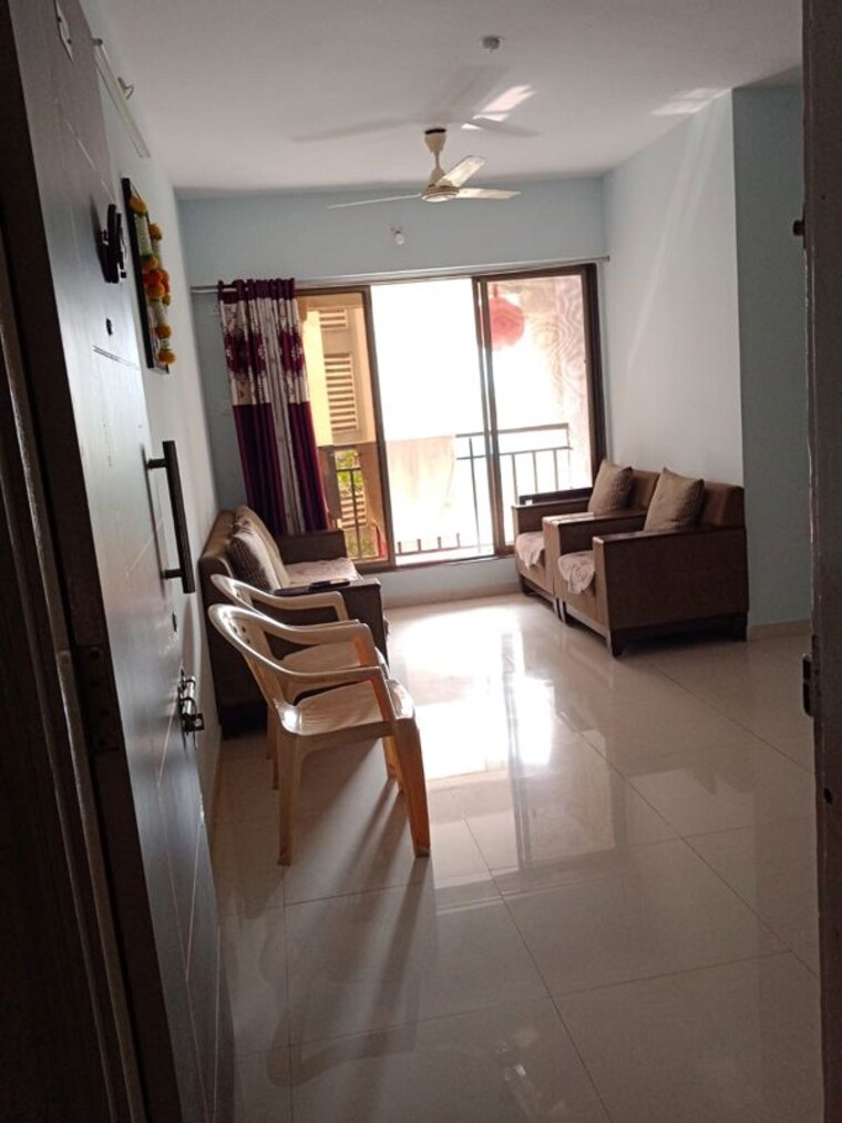 Living Room, shree-vrushti 2 Bedroom 700 Sq.Ft. Apartment In Ghodbunder Road Thane 9953520
