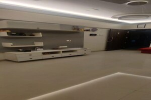 Furnished Amenities in 2 BHK Apartment at Mayfair Housing Hillcrest, Vikhroli West – for Sale