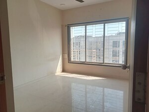 Living Room in 3 BHK Apartment at Chembur – for Rent