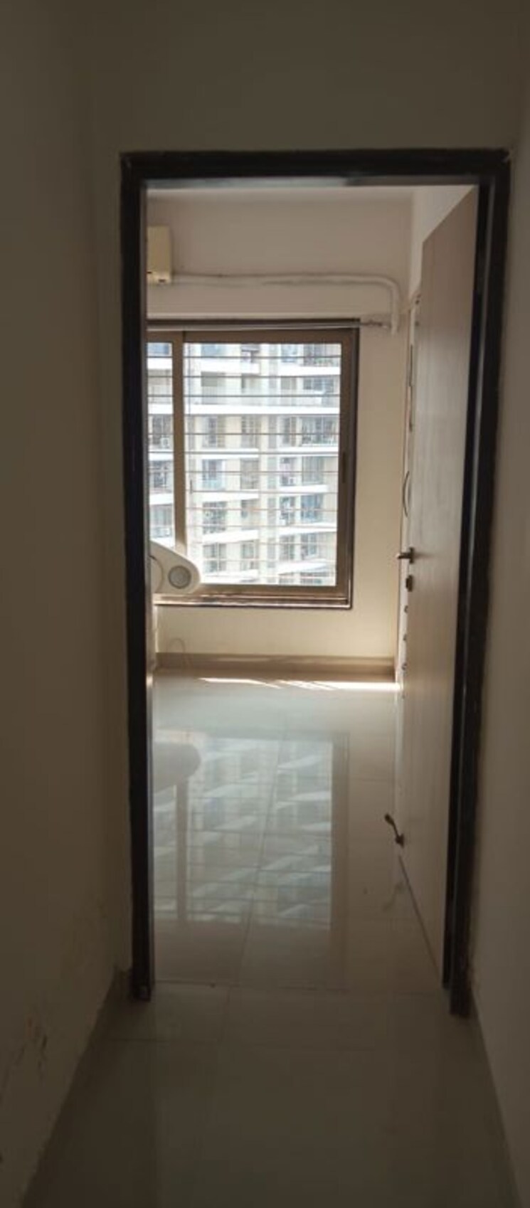Room, acme-ozone 3 Bedroom 1350 Sq.Ft. Apartment In Manpada Thane 9953652