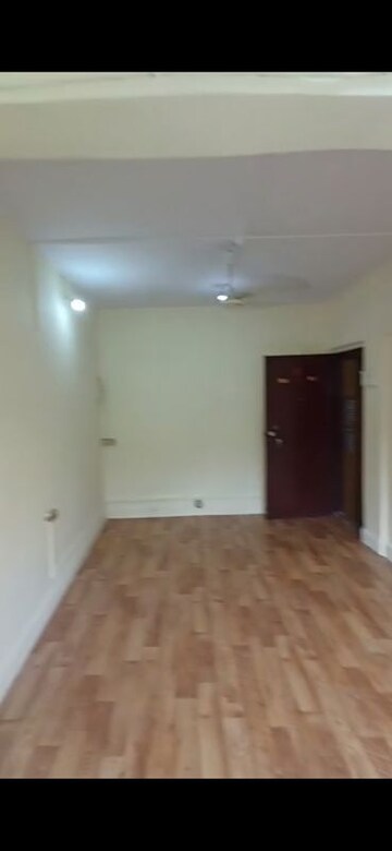 Room in 1 BHK Apartment at Kiran Chandra CHS, Andheri West – for Rent