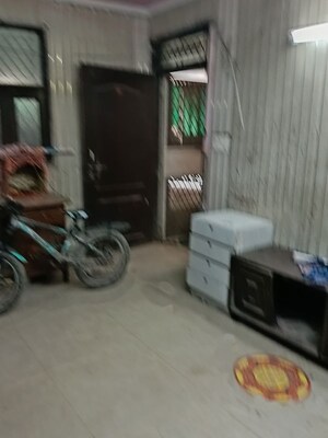 Parking in 1 BHK Builder Floor at Neb Sarai – for Rent