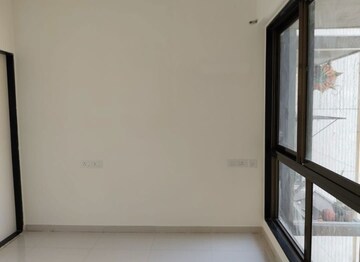 Room in 1 BHK Apartment at Chandak Nishchay Wing B, Borivali East – for Rent