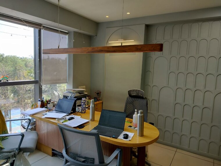 Team Area, science city Commercial Office Space 707 Sq.Ft. In Science City Ahmedabad 9953850
