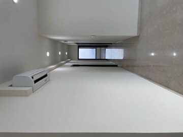 Furnished Amenities in 3 BHK Apartment at Oberoi Realty Esquire, Goregaon East – for Rent