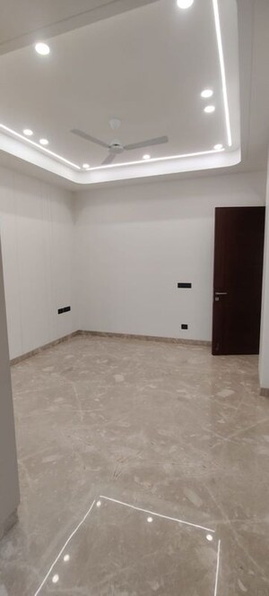 Room in 4 BHK Builder Floor at Greater Kailash ii – for Sale