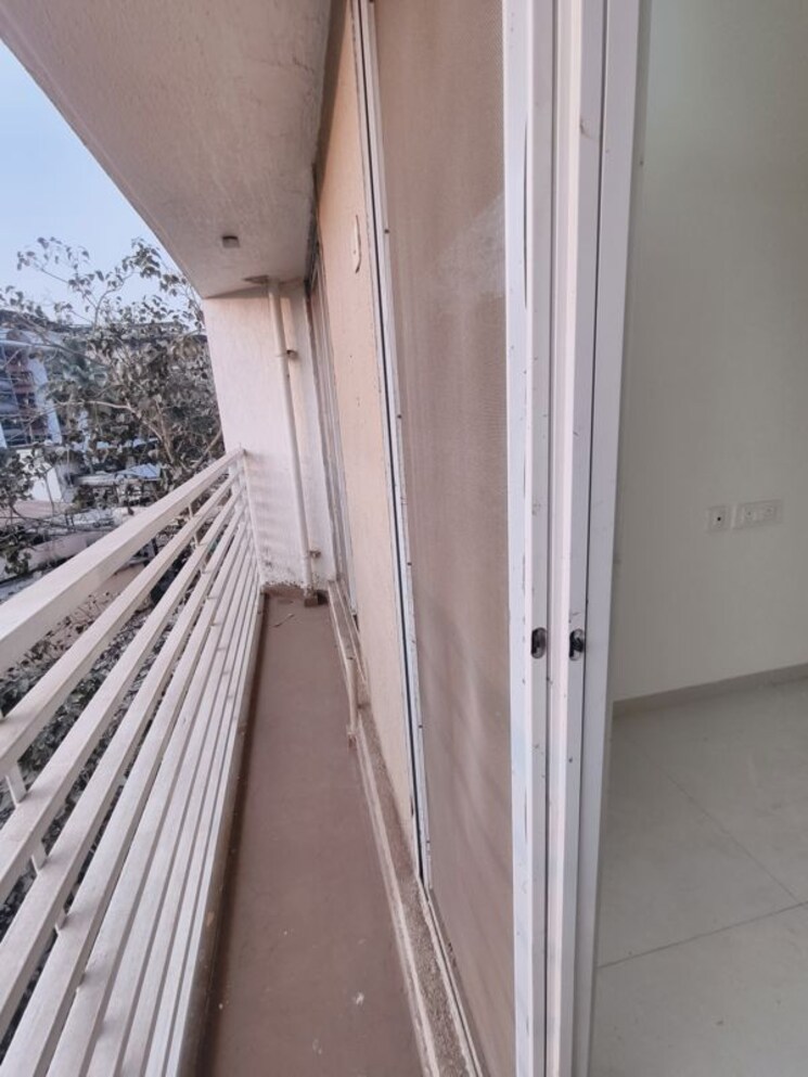 Balcony, kapur bawdi 2 Bedroom 620 Sq.Ft. Apartment In Kapur Bawdi Thane 9953891