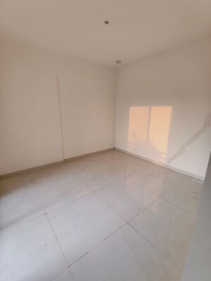 Room in 2 BHK Apartment at Kapur Bawdi – for Rent