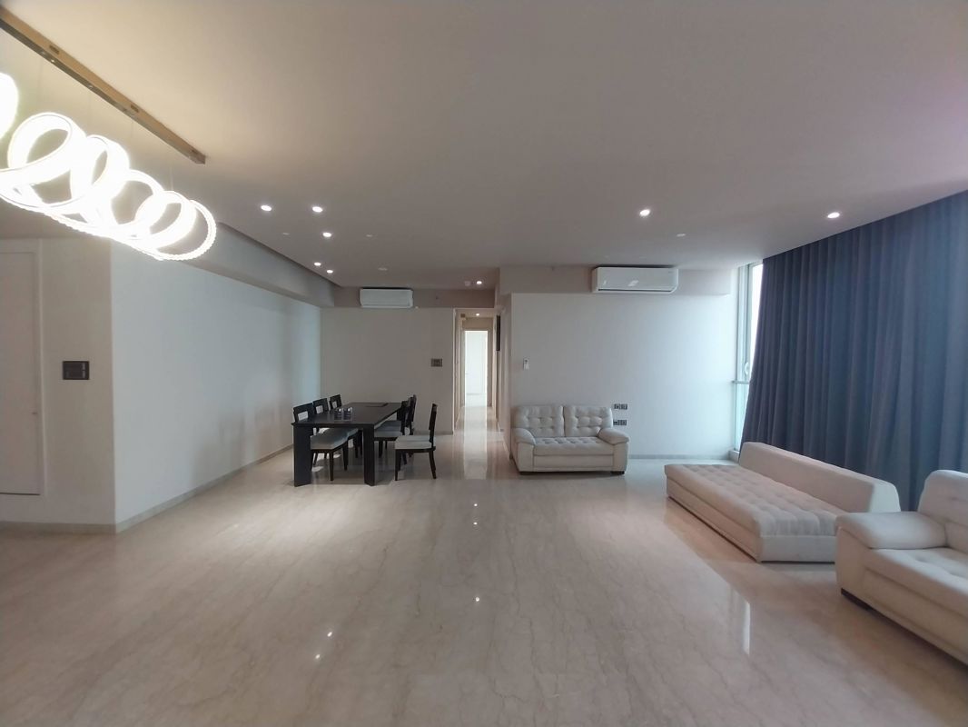 4 BHK + Pooja Room,Store Room Apartment For Sale in Prabhadevi Industrial Estate