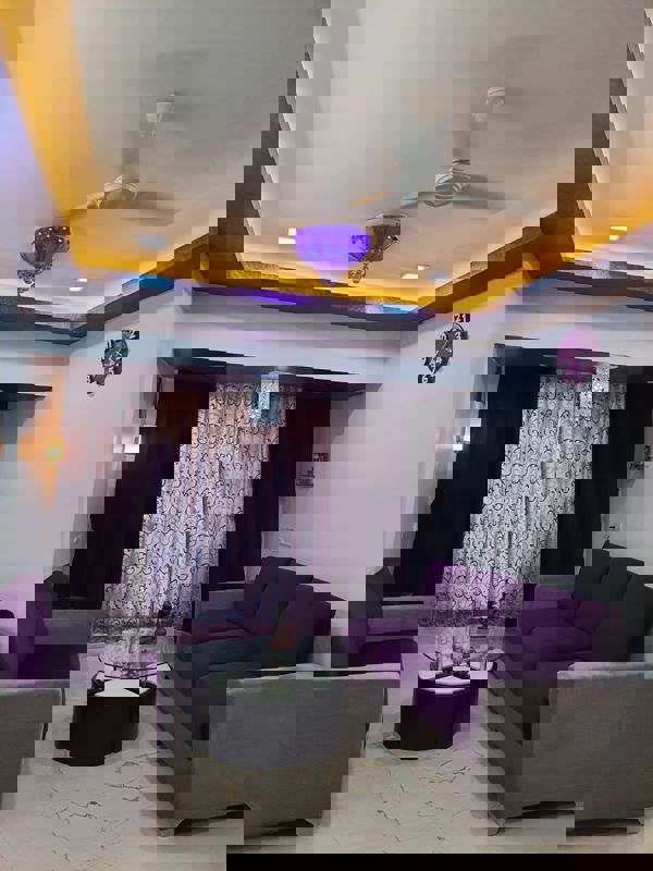 2 BHK 1050 Sq.Ft. Apartment in Satellite Royale