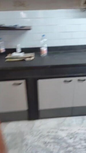 Furnished Amenities in 3 BHK Apartment at Elgin Road – for Rent