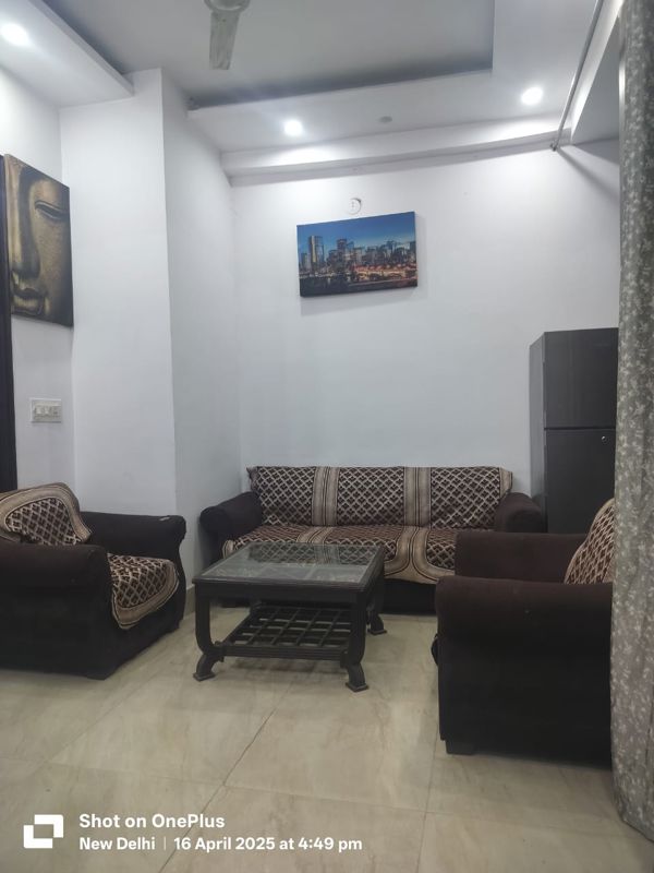 1 BHK + Servant Room Builder Floor For Rent in Chattarpur