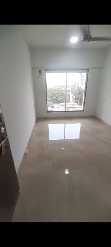 1 BHK 370 Sq.Ft. Apartment in Vardhan Heights