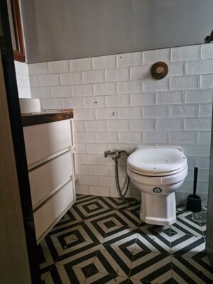 Bathroom in 3 BHK Apartment at Poseidon Apartment, Andheri West – for Rent