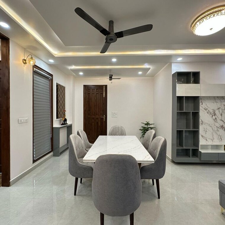 Team Area, emaar-gomti-greens-villas 5 Bedroom 3200 Sq.Ft. Villa In Sushant Golf City Lucknow 9954010