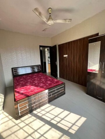 Bedroom in 2 BHK Apartment at Kharadi Gaon – for Rent