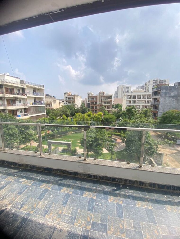 Exterior View, bptp-parkland-pride 3 Bedroom 190 Sq.Yd. Builder Floor In Sector 77 Faridabad 9954034