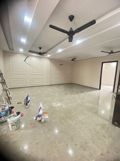 3 BHK + Pooja Room,Servant Room,Study Room Builder Floor For Sale in BPTP Parkland Pride