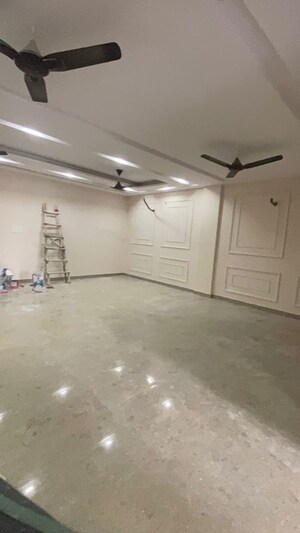 Room in 3 BHK Builder Floor at BPTP Parkland Pride, Sector 77 – for Sale