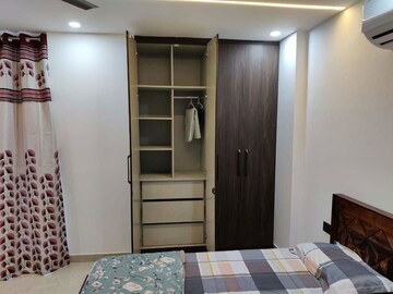 Room in 4 BHK Builder Floor at M3M Atrium, Sector 57 – for Rent