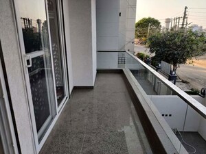 Balcony in 4 BHK Builder Floor at M3M Atrium, Sector 57 – for Rent