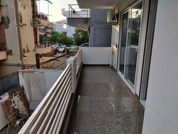 Balcony in 4 BHK Builder Floor at M3M Atrium, Sector 57 – for Rent