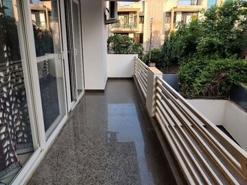Balcony in 4 BHK Builder Floor at M3M Atrium, Sector 57 – for Rent