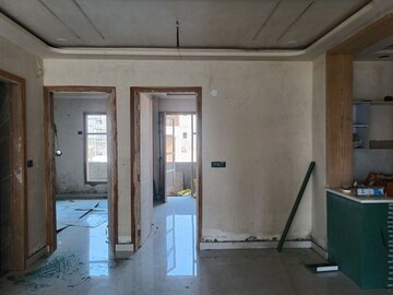 Building Lobby in 3 BHK Builder Floor at BPTP Parkland Pride, Sector 77 – for Sale