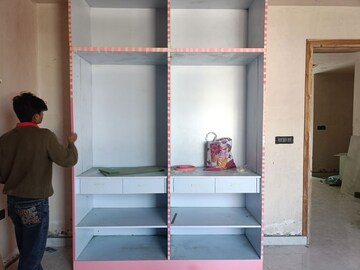 Furnished Amenities in 3 BHK Builder Floor at BPTP Parkland Pride, Sector 77 – for Sale