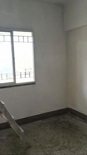 Room in 2 BHK Apartment at Tollygunge – for Sale