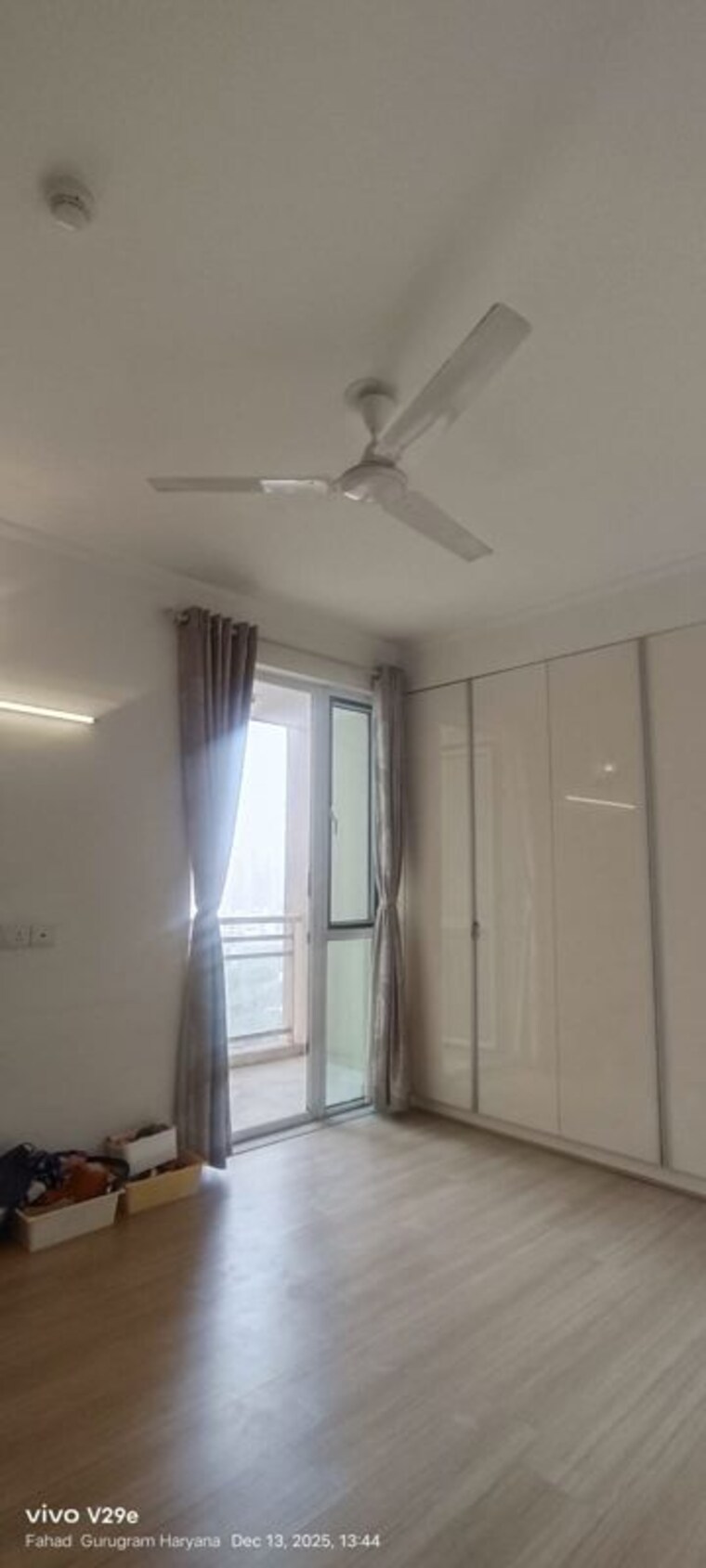 Room, sector 25 5 Bedroom 400 Sq.Yd. Builder Floor In Sector 25 Gurgaon 9954105