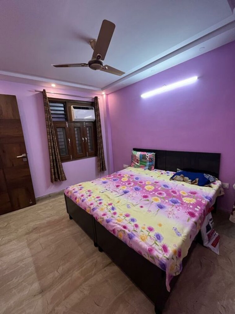 Bedroom, kirti nagar 2 Bedroom 872 Sq.Ft. Builder Floor In Kirti Nagar Delhi 9954198