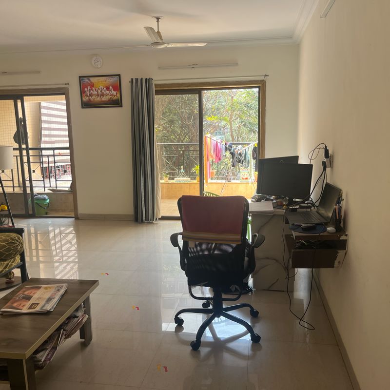 2 BHK Apartment For Rent in Regency Meadows
