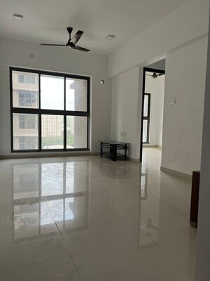 1 BHK Apartment For Rent in UK Iridium, Kandivali East