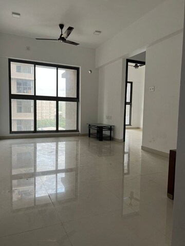 1 BHK Apartment For Rent in UK Iridium, Kandivali East