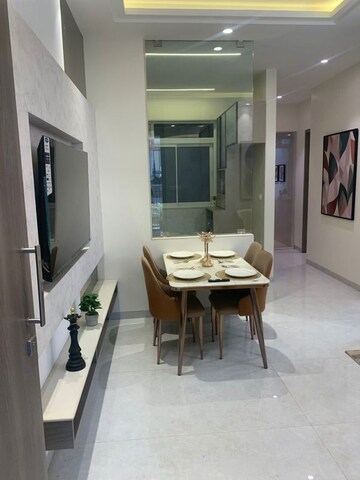 Team Area in 3 BHK Apartment at Borivali West – for Sale