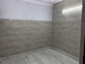 Bathroom in 2 BHK Builder Floor at Rohini Sector 8 – for Rent