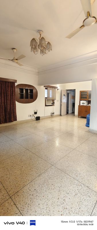 2 BHK + Study Room Apartment For Rent in Defence Colony