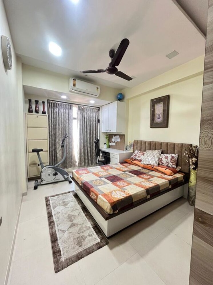 Bedroom, lodha-paradise 3 Bedroom 1500 Sq.Ft. Apartment In Majiwada Thane 9954459