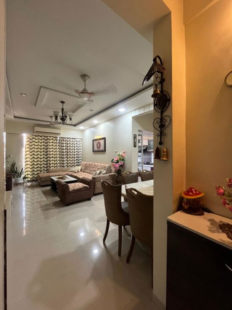 Team Area, lodha-paradise 3 Bedroom 1500 Sq.Ft. Apartment In Majiwada Thane 9954459