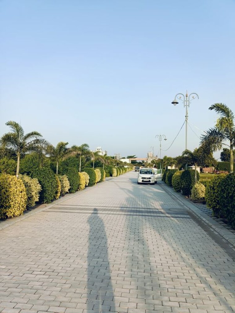 Garden, godrej-retreat  111 Sq.Yd. Plot In Sector 83 Faridabad 9954472